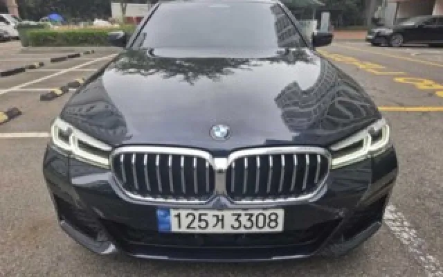 인천중고차싸이트 5시리즈 (G30) 520i M 스포츠 매물 사진 9 - 2022/08 36,240km