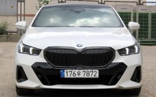 인천중고차싸이트 5시리즈 (G60) 520i 매물 사진 7 - 2024/02 39,934km