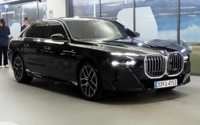 인천중고차싸이트 7시리즈 (G70) 740i sDrive M 스포츠 매물 사진 20 - 2023/09 69,678km