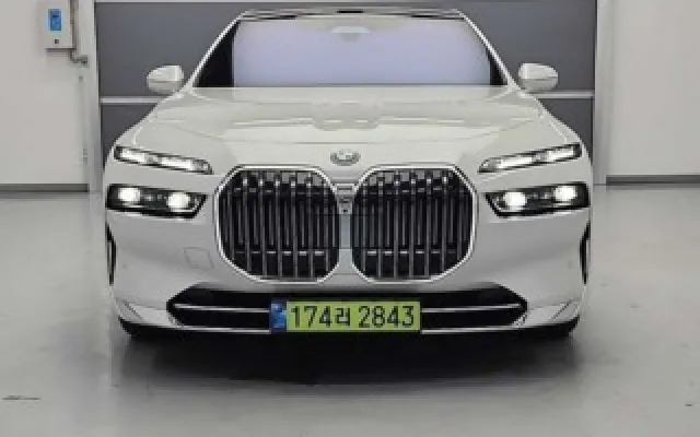 인천중고차싸이트 7시리즈 (G70) 750e xDrive 디자인 퓨어 엑셀런스 매물 사진 5 - 2025/05 7,826km